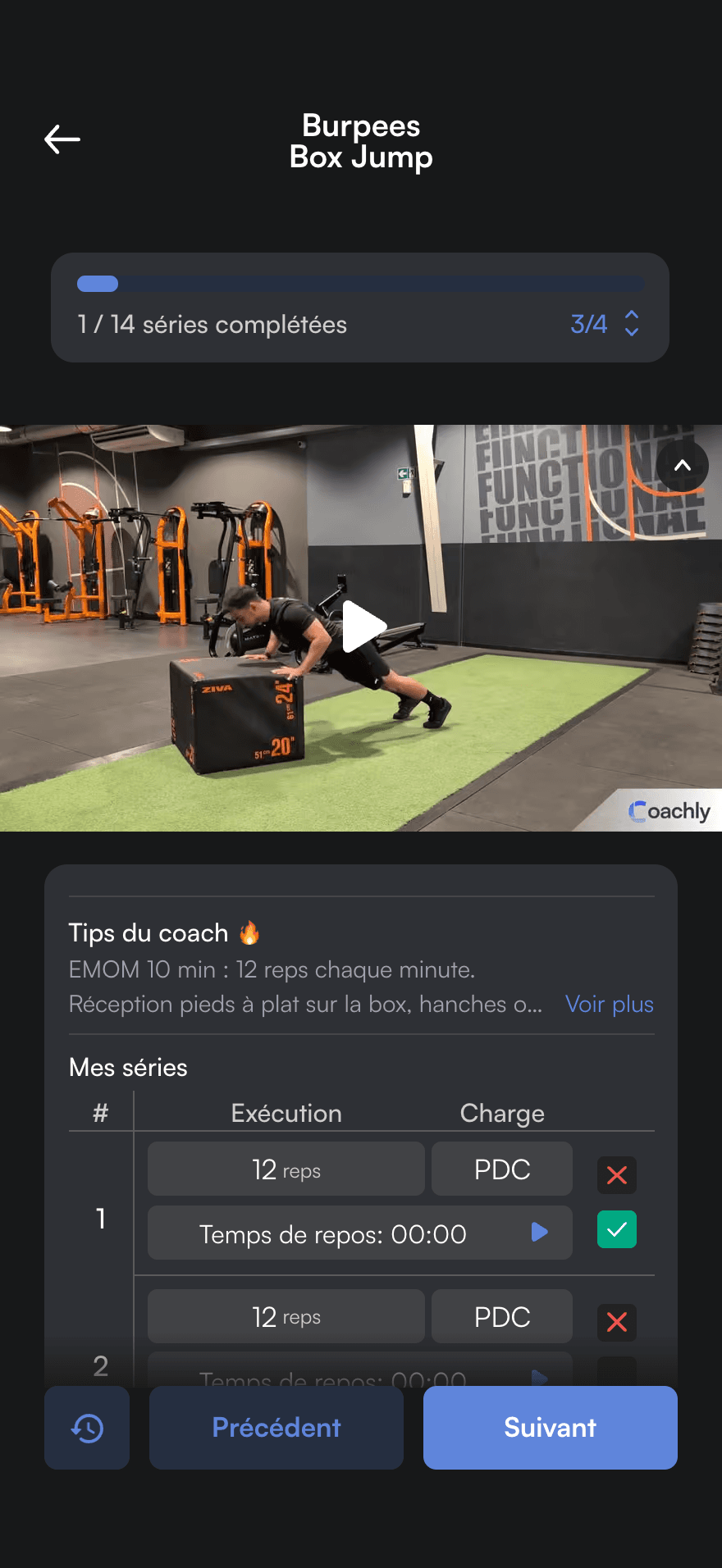 Séance en cours dans l’app sportif : burpees box jump en vidéo, EMOM de 12 répétitions et conseils du coach, 1 série sur 14 complétée.